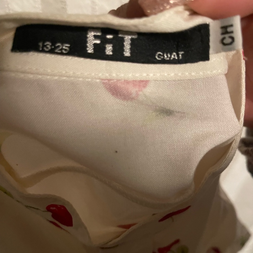 2 button down cherry theme - Picture 4 of 4